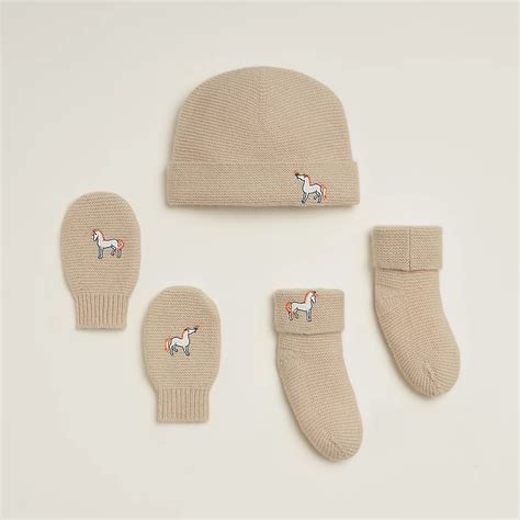 hermes baby gifts online.